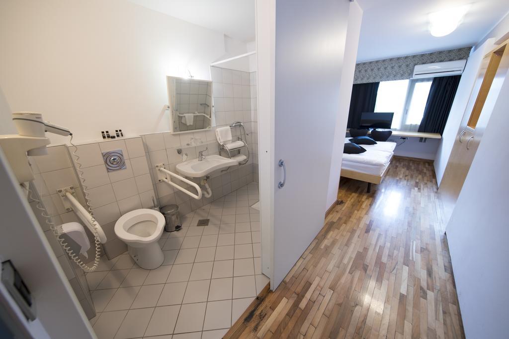 Hotel Grosuplje Zewnętrze zdjęcie